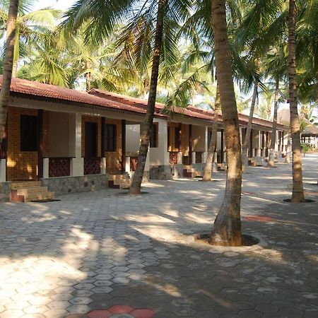 Bluebay Beach Resort Mahabalipuram Extérieur photo