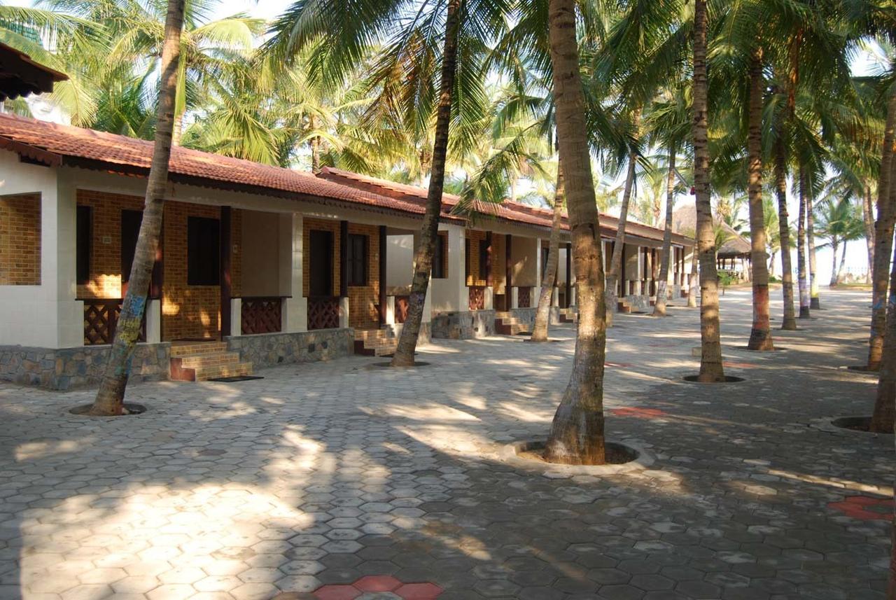 Bluebay Beach Resort Mahabalipuram Extérieur photo